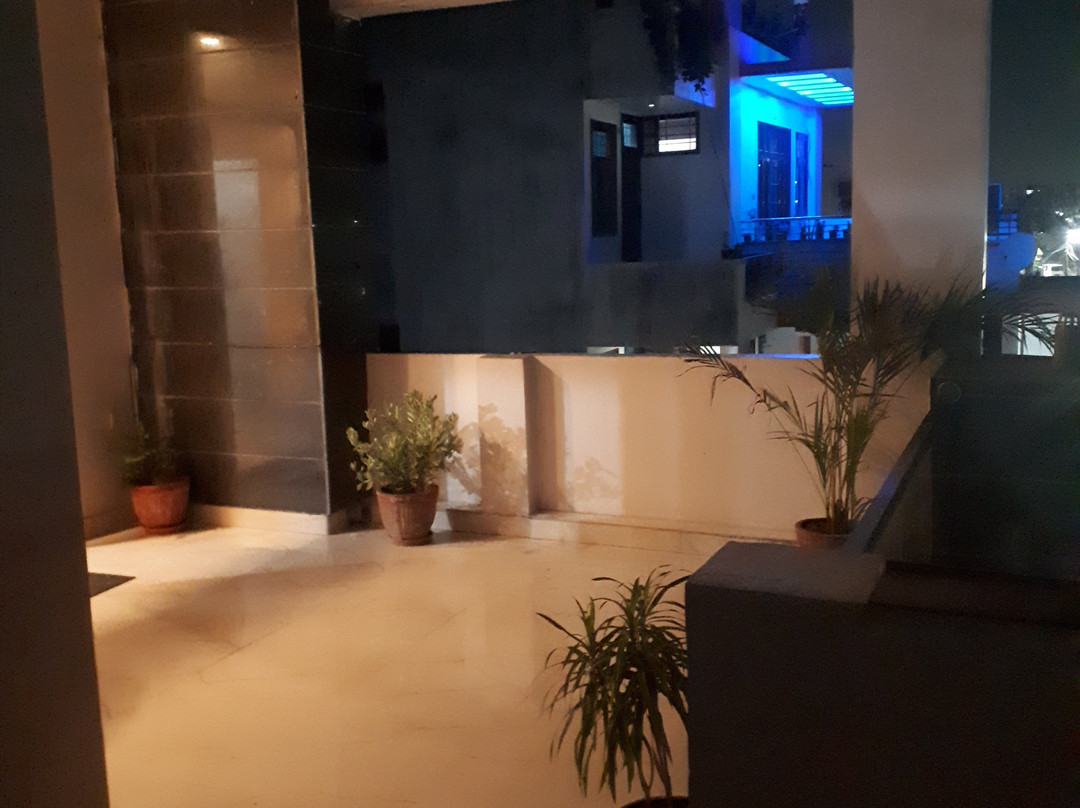 Treebo Trip Lake View Vastu Khand主图