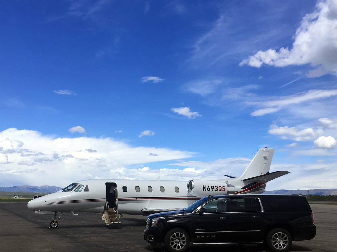 Buck Horn Limousine-杜兰戈必去景点