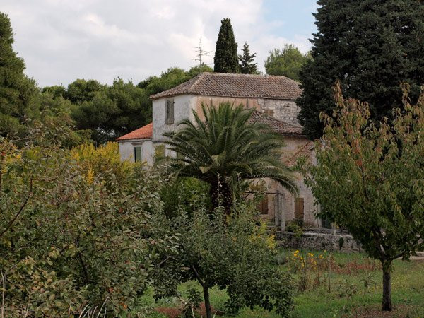 普维兹路卡旅游景点-The Vrancic Mansion