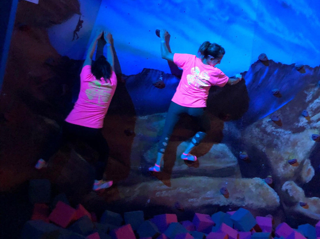 Airborne Extreme-德纳姆斯普林斯必去景点