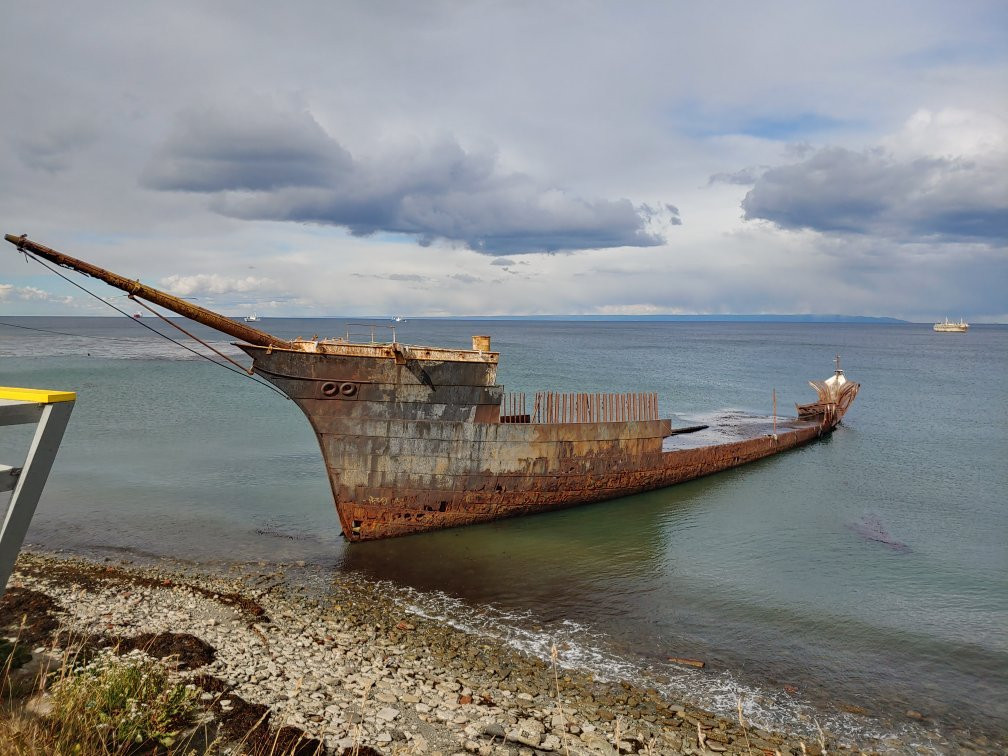 Lord Lonsdale Shipwreck景点图片