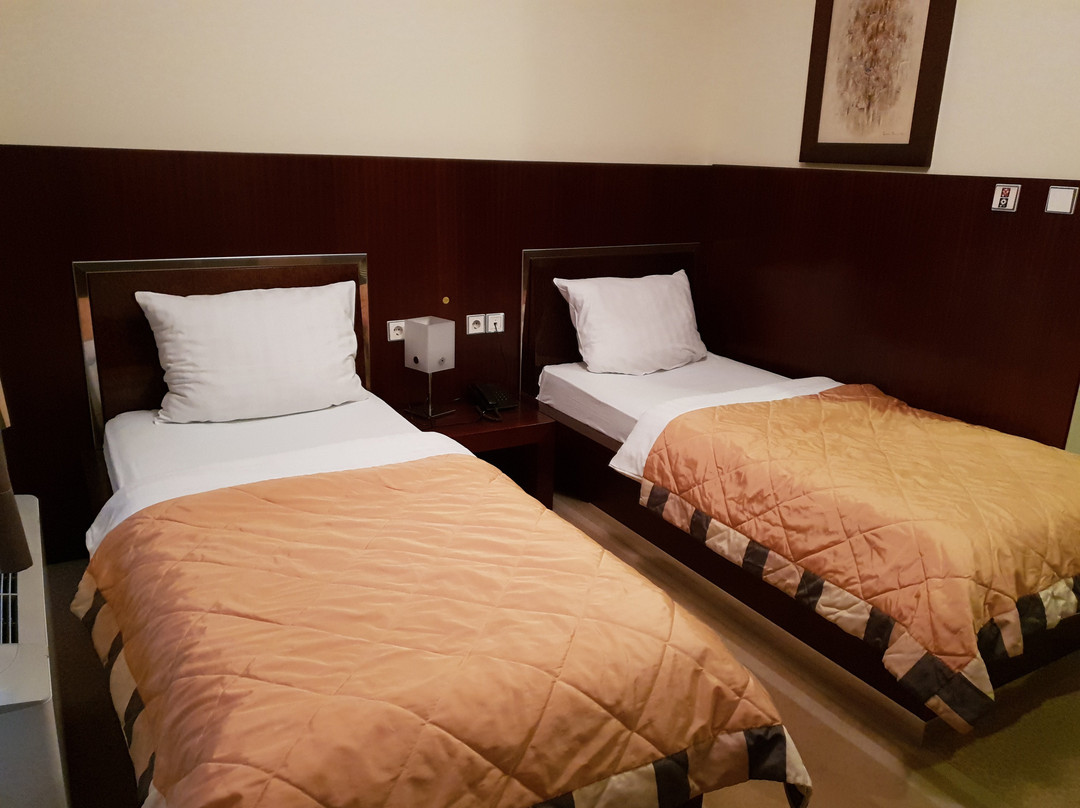Hotel Atina主图