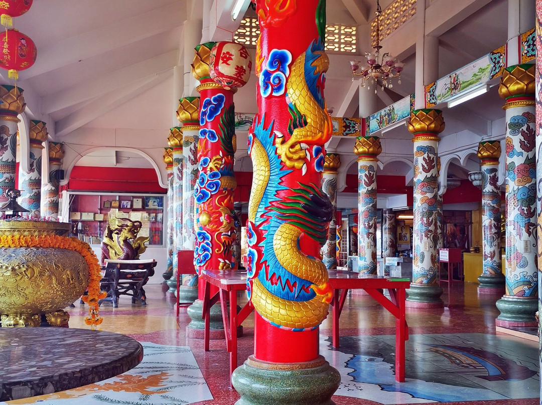 Chao Pho Khao Yai Shrine-是拉差必去景点