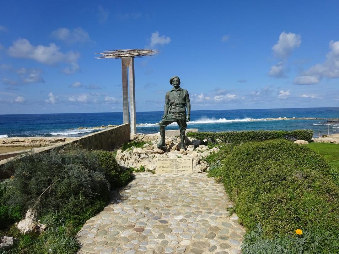 Khlorakas旅游景点-The Grivas Monument and Museum