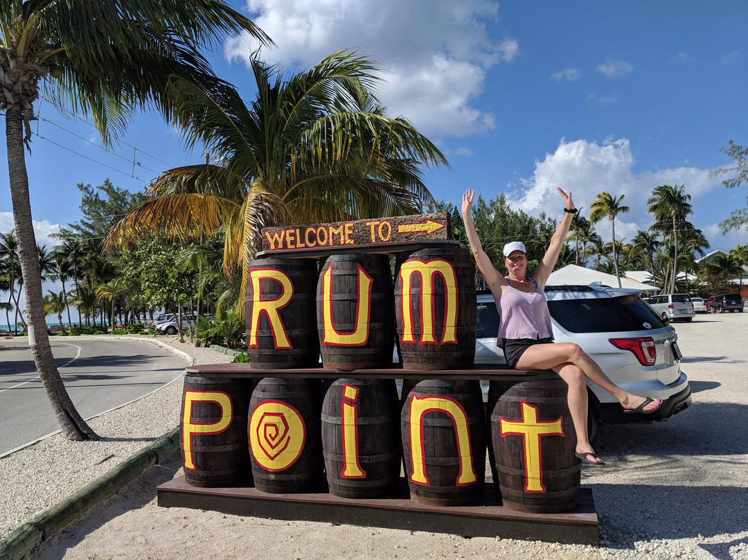 Rum Point Club景点图片