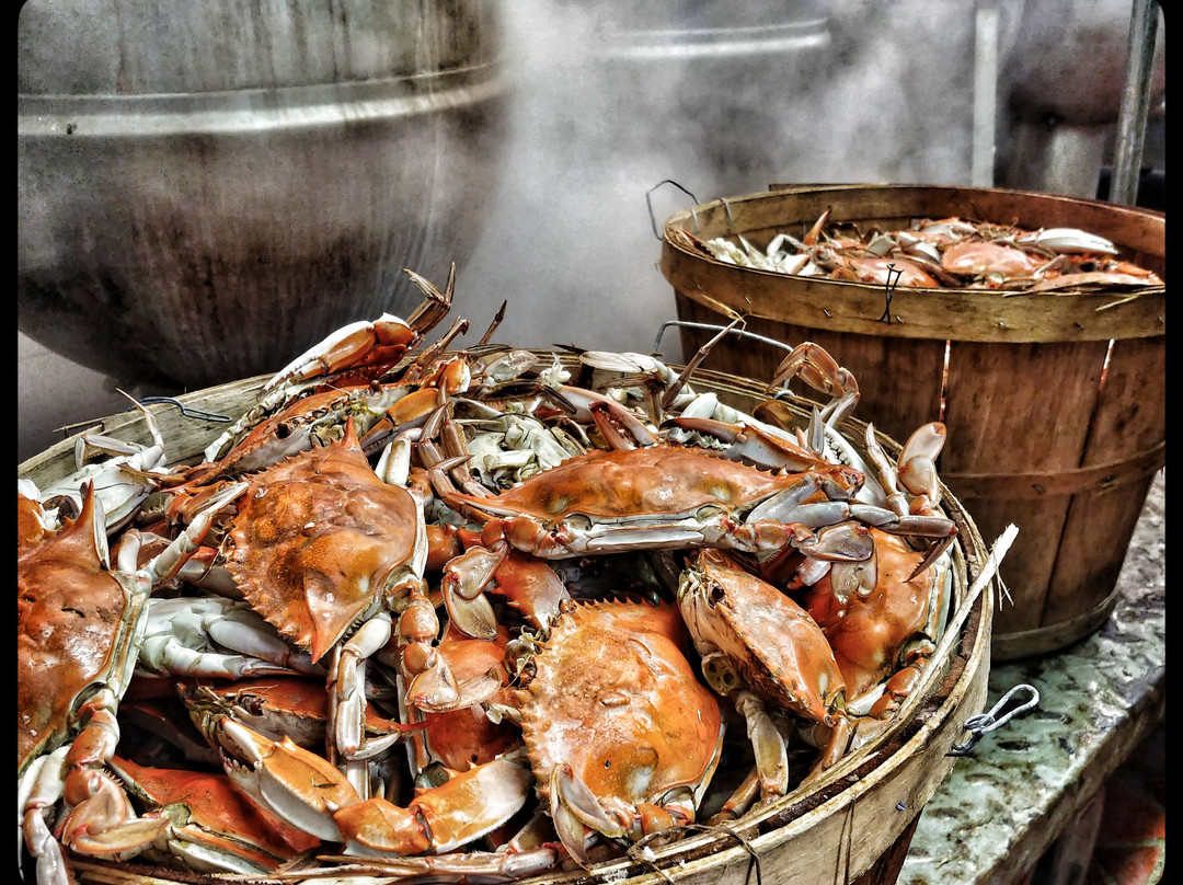 Graham & Rollins Hampton Seafood Market & Restaurant