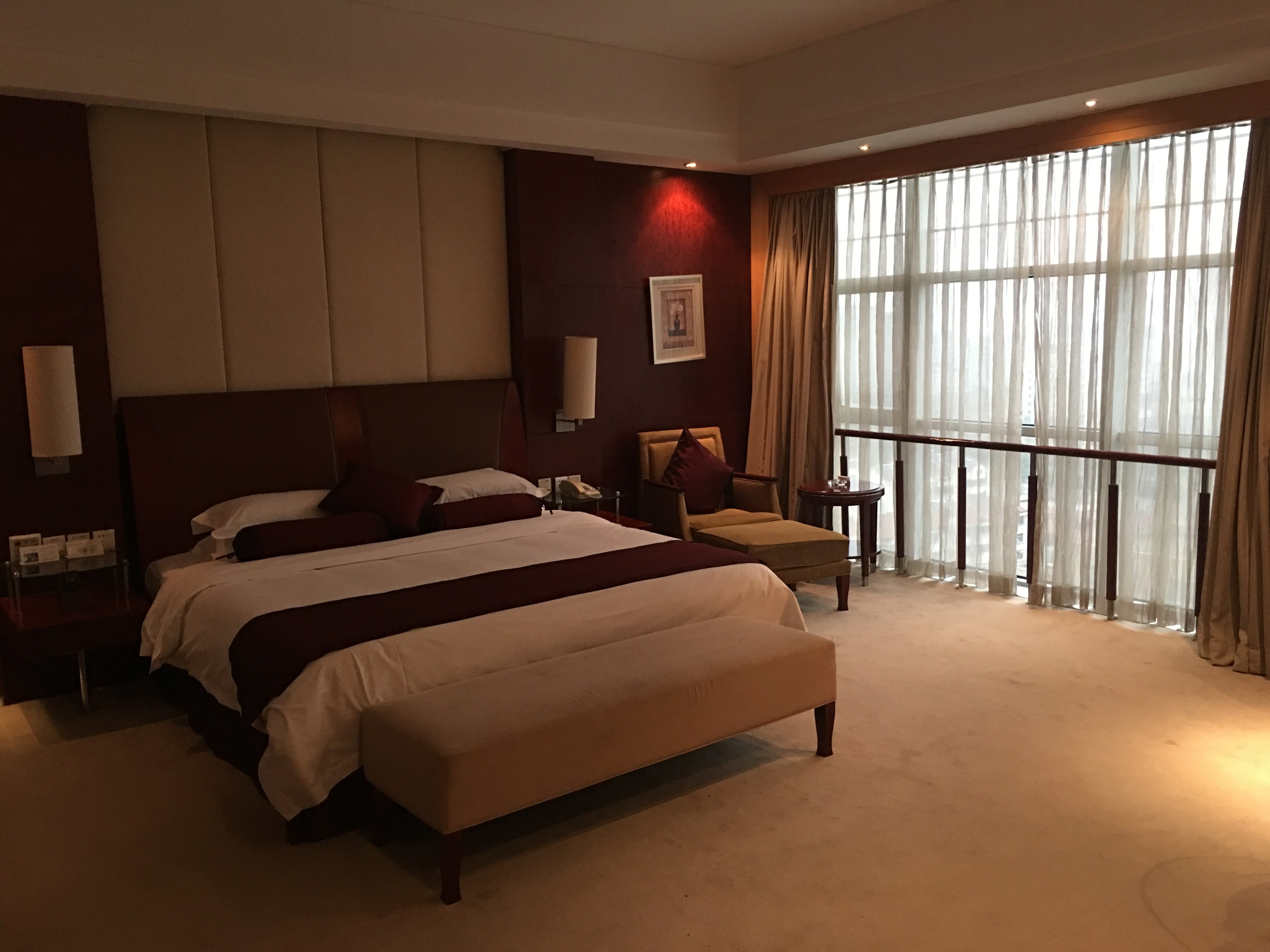 新词大酒店-官方