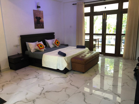 萨仁迪住宿加早餐旅馆主图