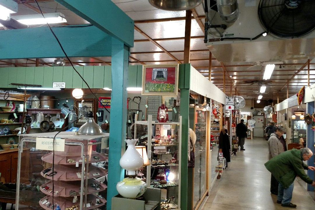 Pocono Antique Mall at Peddler's Village-坦纳斯维尔必去景点