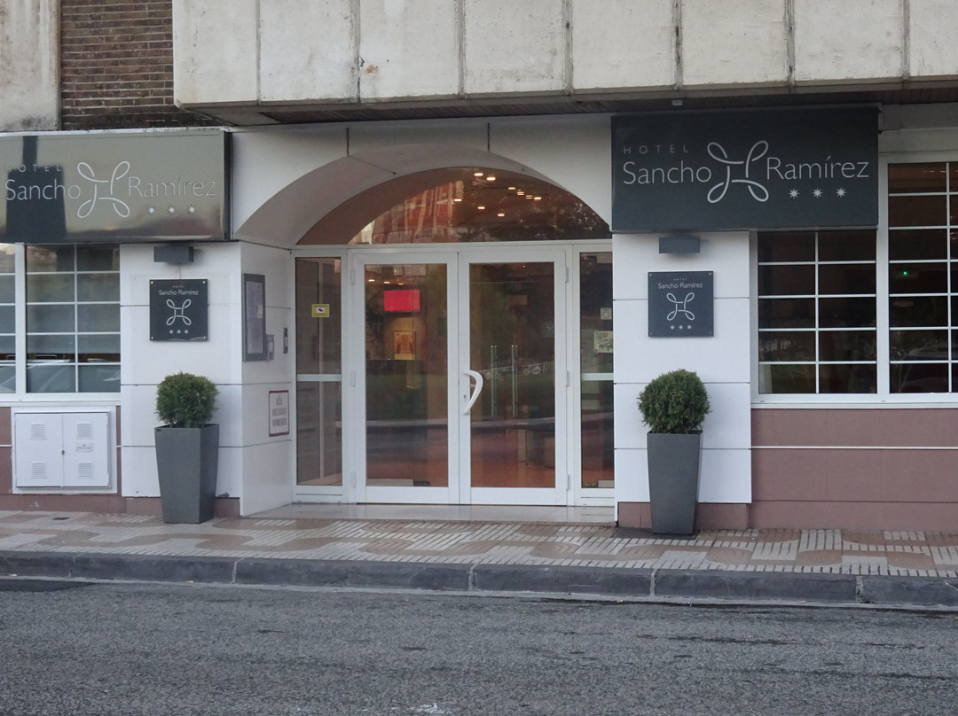 Sancho Ramírez Hotel主图