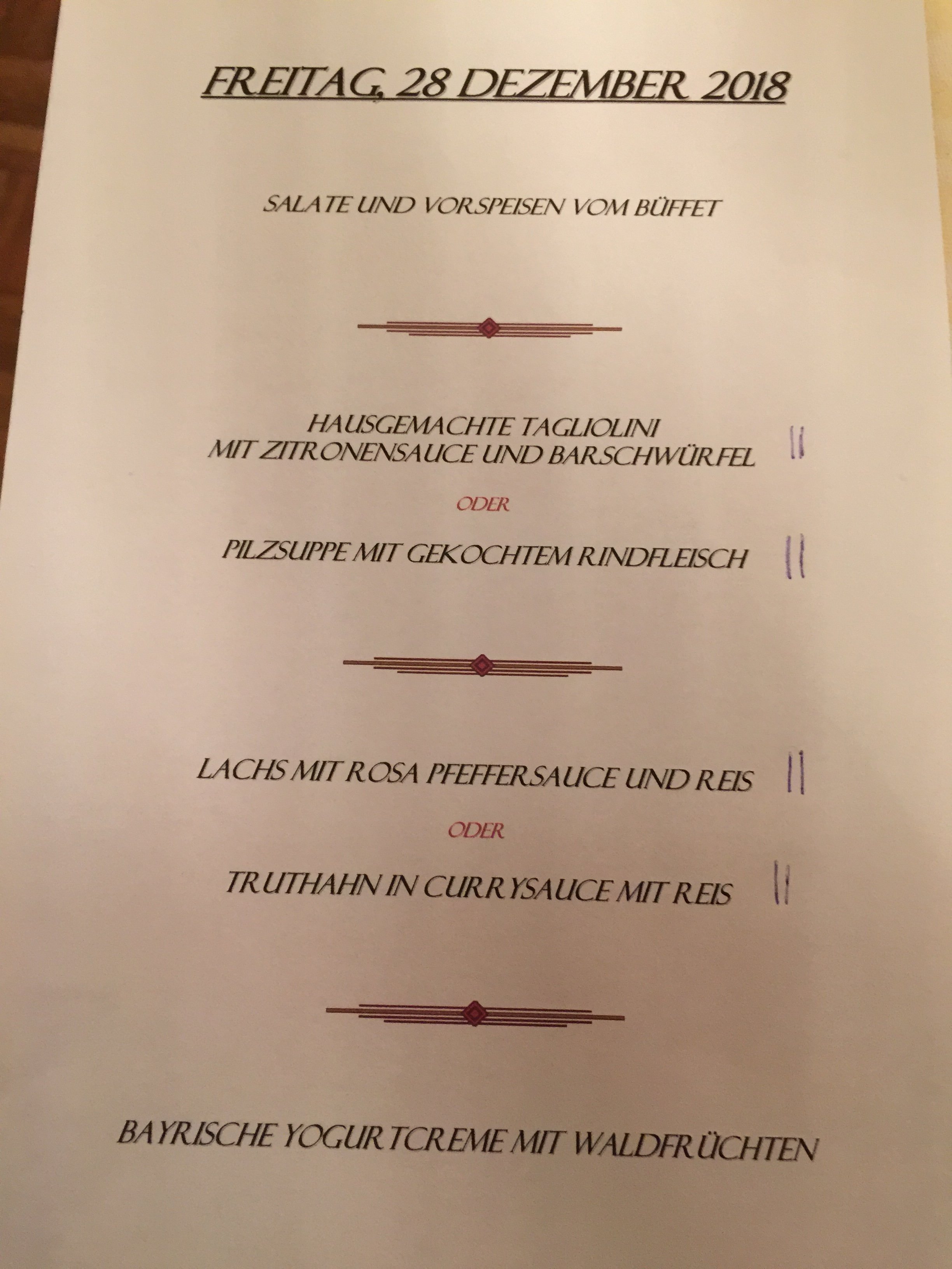 Hotel & Pension La Müda-餐饮