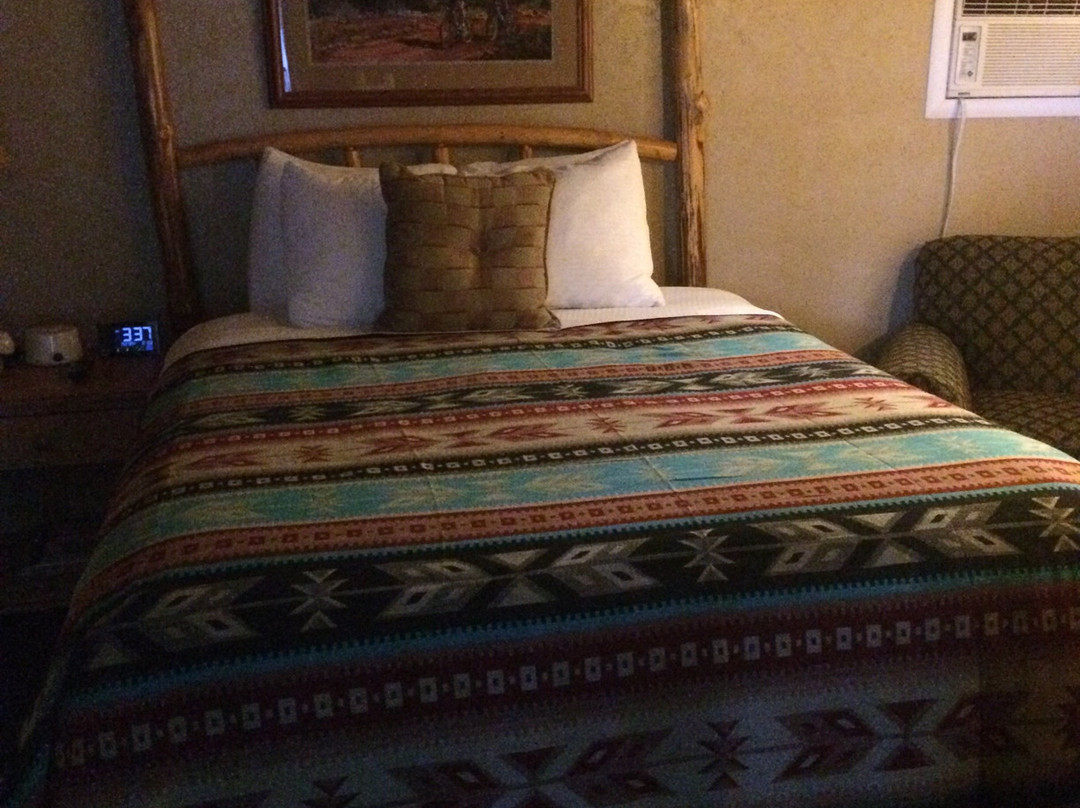 Sitzmark Chalet Inn主图