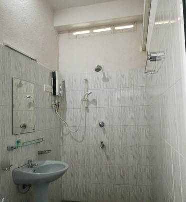 Thilini Tour Inn主图