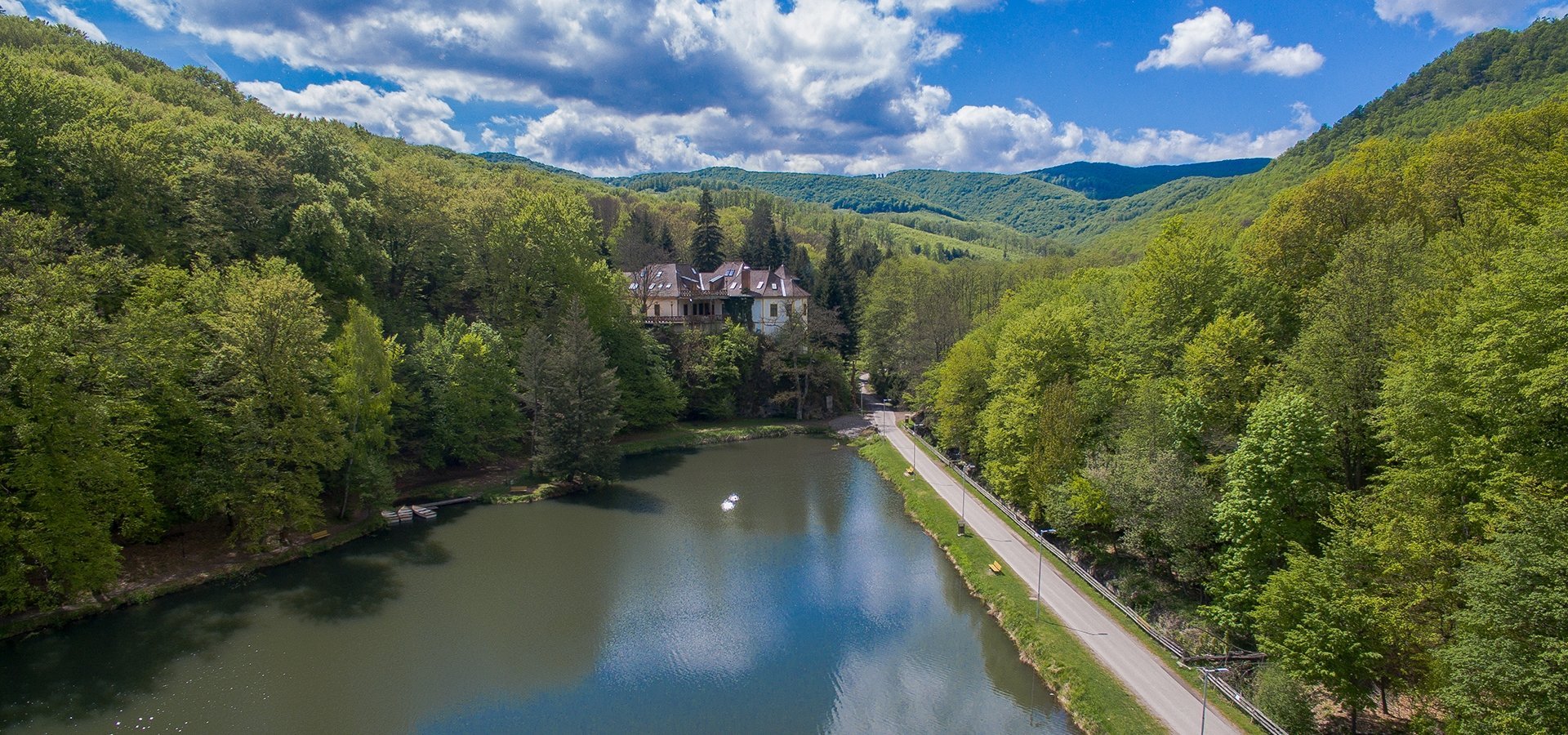 Kőkapu Vadászkastély és Hotel & Apartments-官方