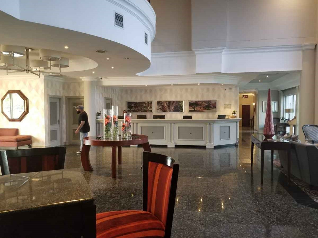 花苑晨桑顿酒店主图