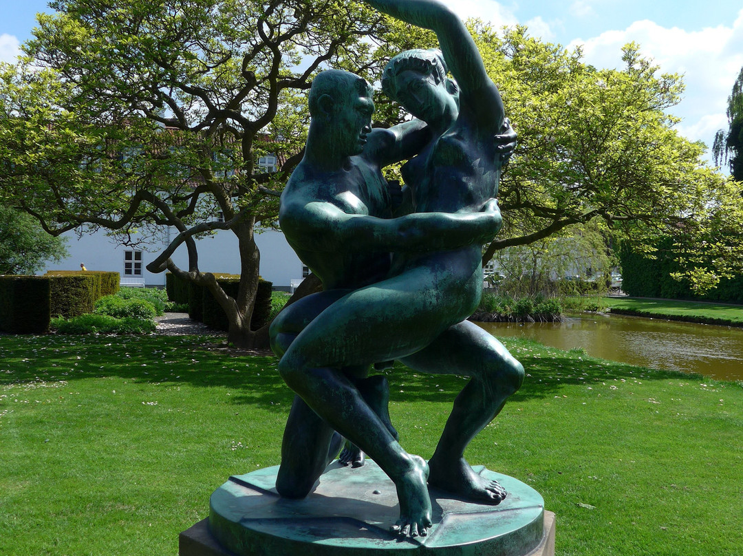 The Battle of the Sexes - Statue-欧登塞必去景点