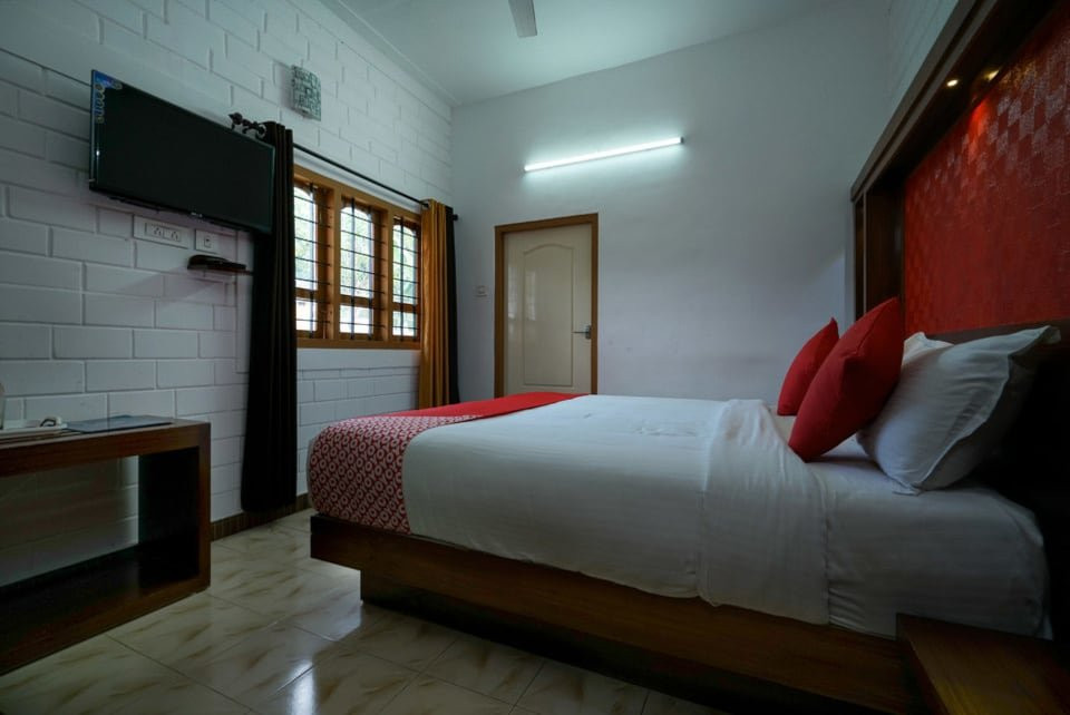 OYO 7966 Laacienekkas Valley Resort主图