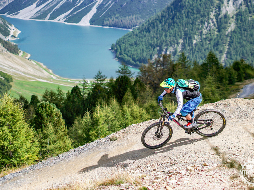 Guide Mountainbike Livigno-利维尼奥必去景点