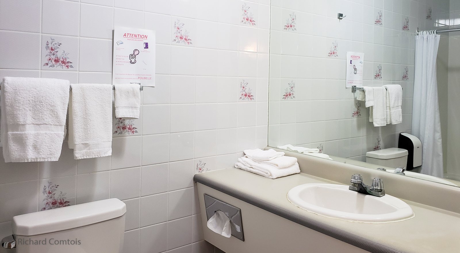 Motel Le Marinier-浴室