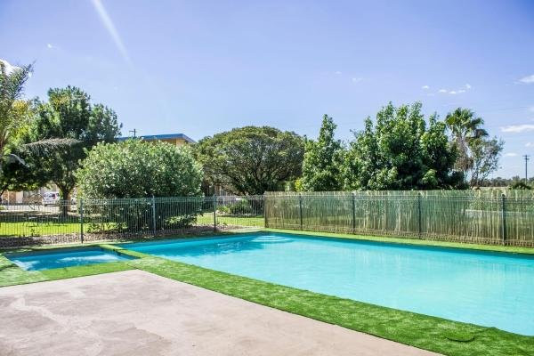 Allonville Motel主图