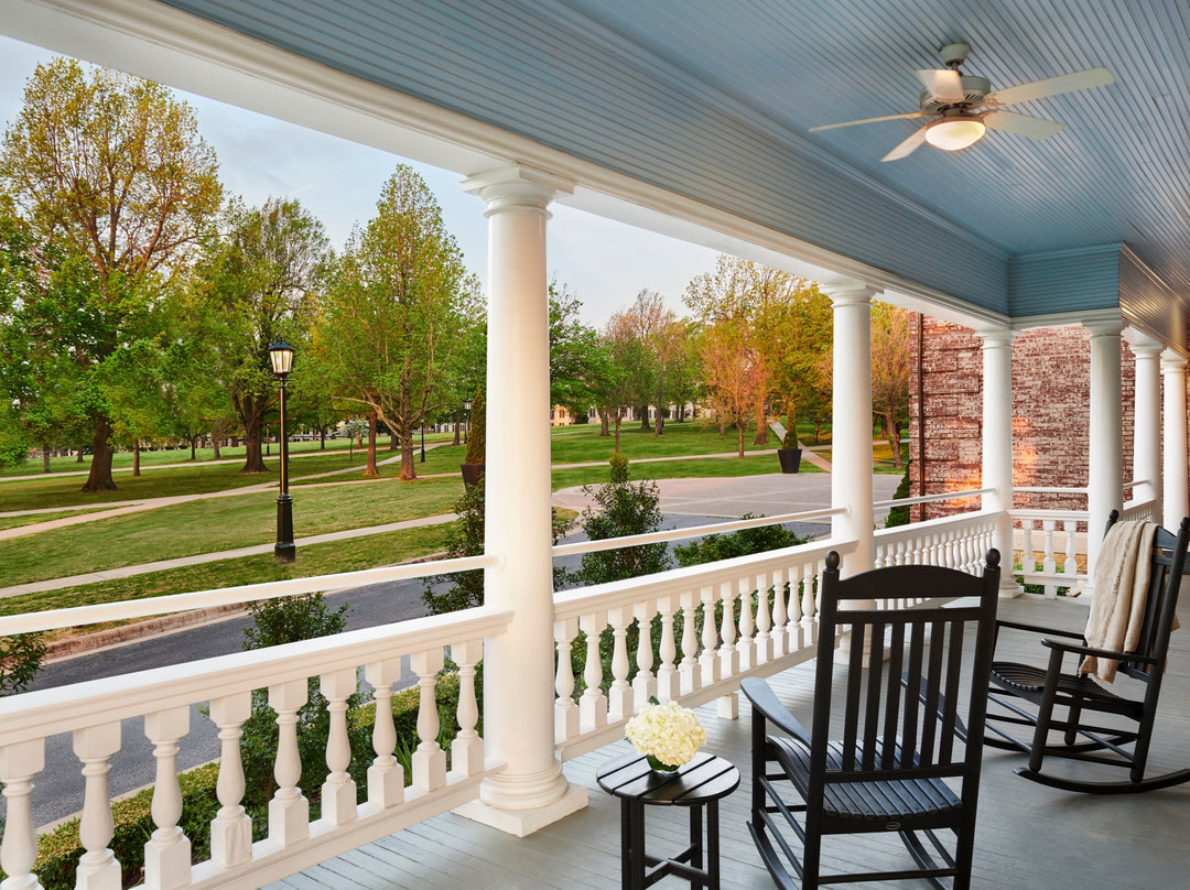 Inn At Carnall Hall主图