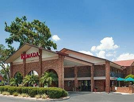 Ramada by Wyndham Temple Terrace/Tampa North主图