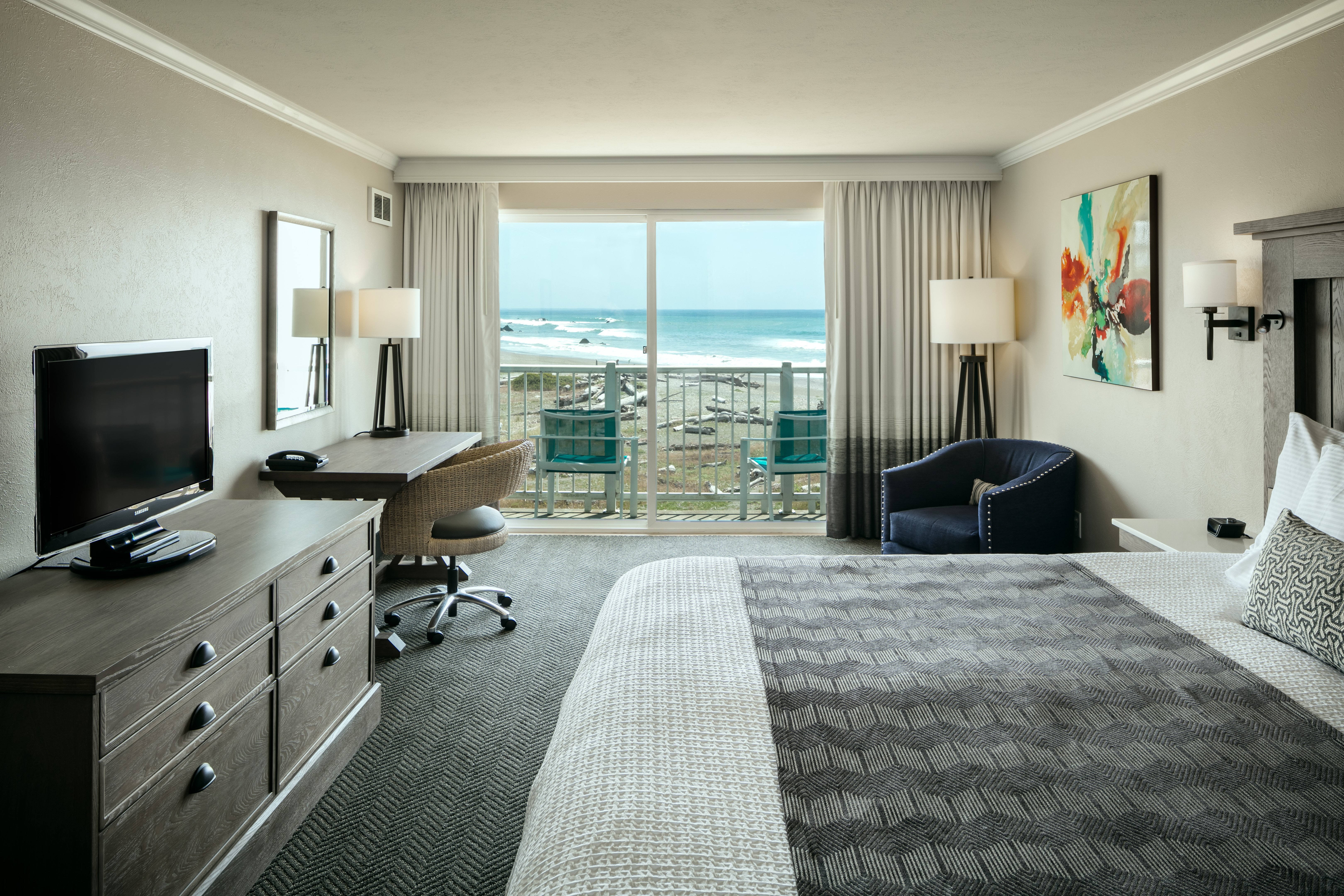 Beachfront Inn-官方