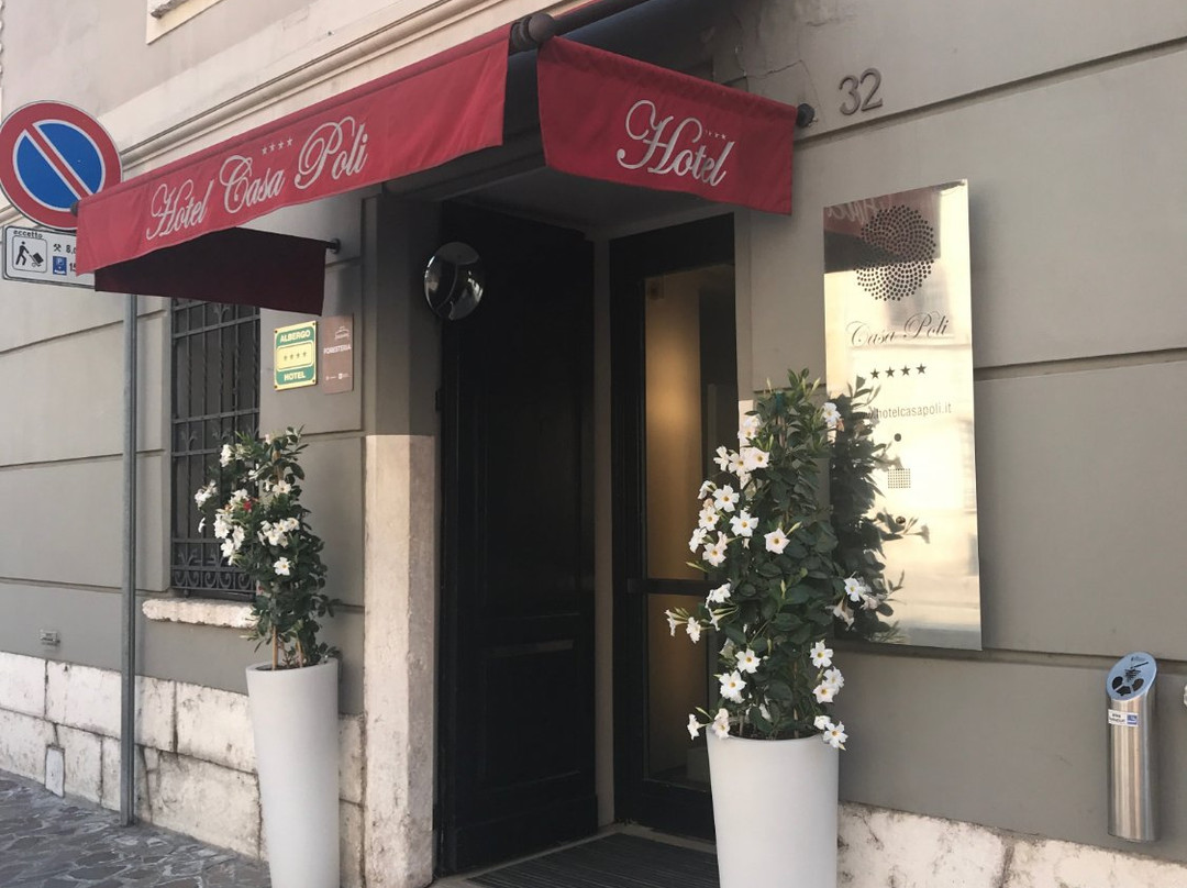 卡萨波利酒店主图