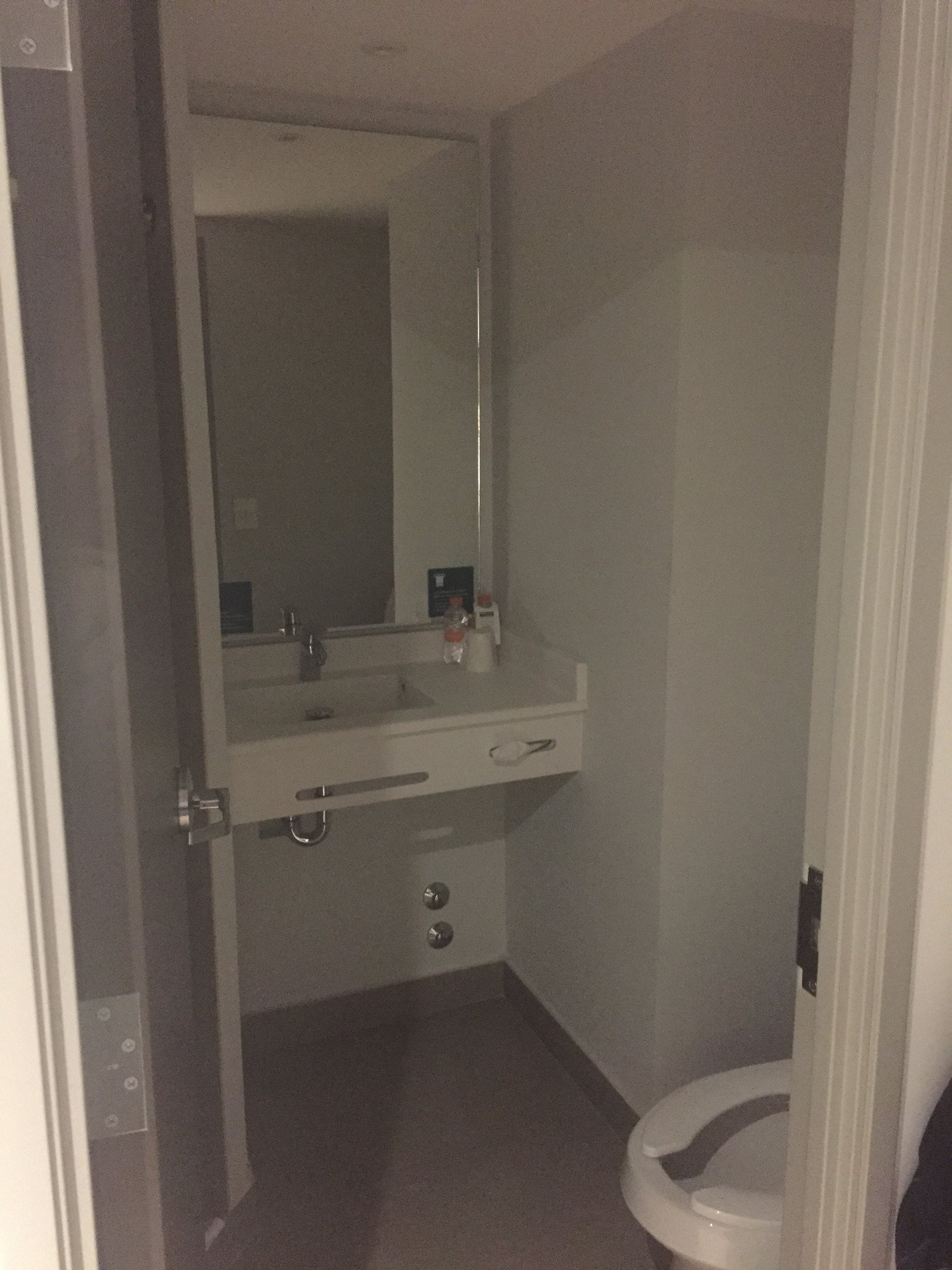 City Express Junior By Marriott Merida Altabrisa-浴室