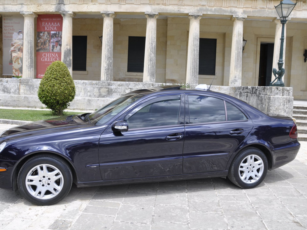 Corfu Taxi. Net-科孚市必去景点