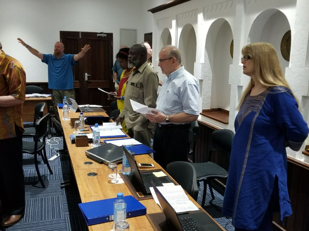 航海家海滩度假酒店主图