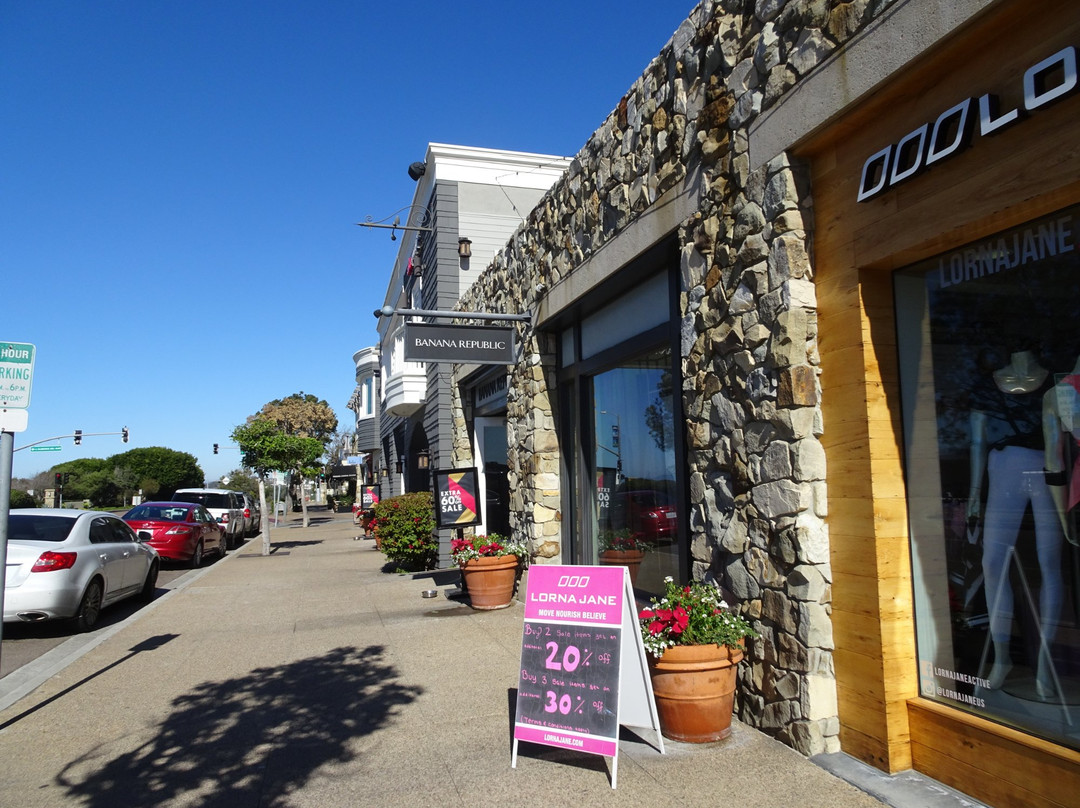 Del Mar Plaza-德尔马必去景点