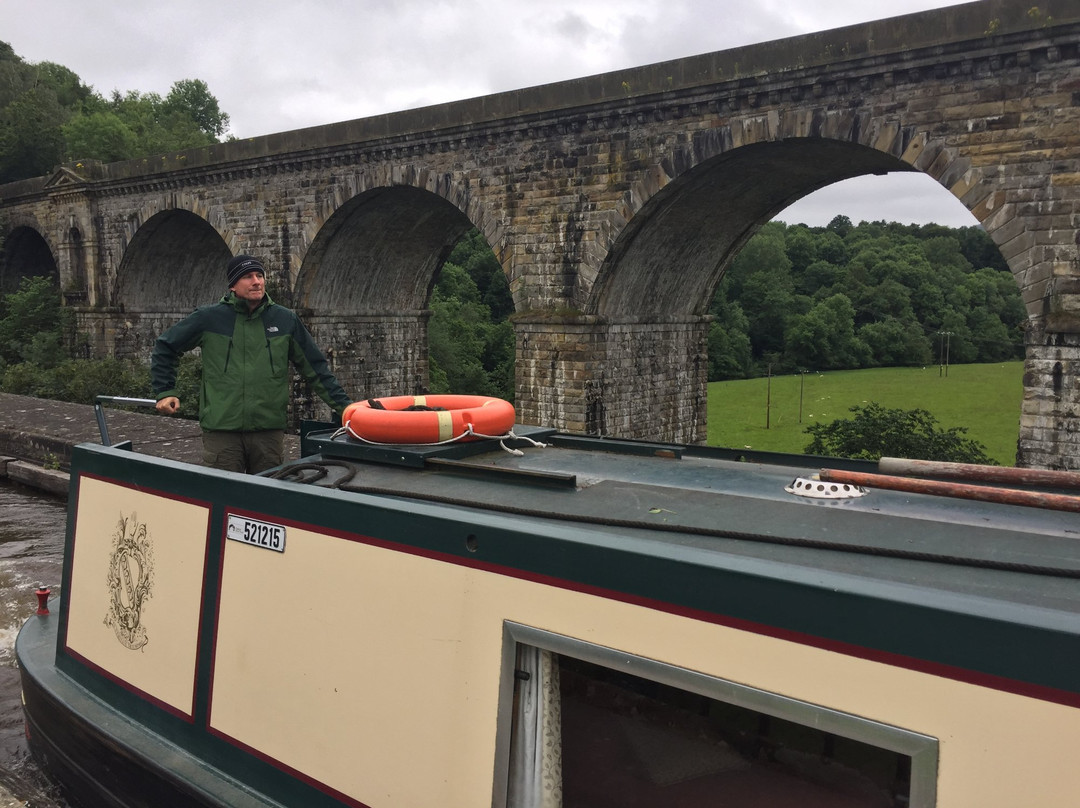 Crest Narrowboats景点图片