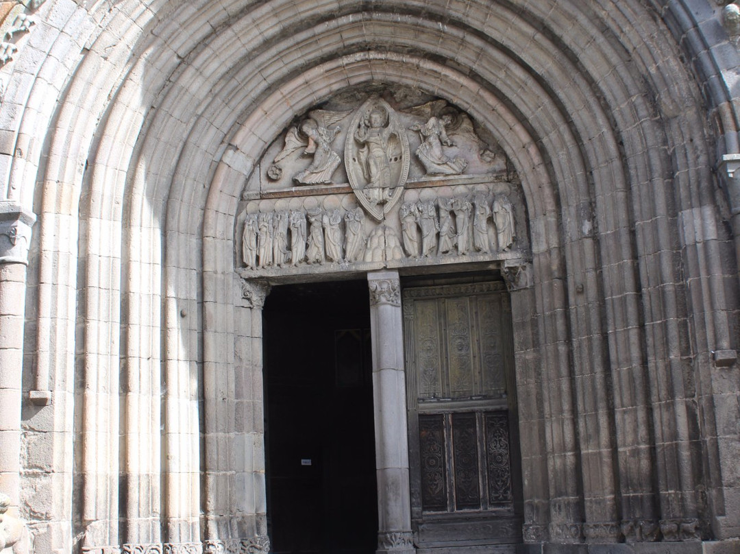 Basilique Notre Dame des Miracles景点图片