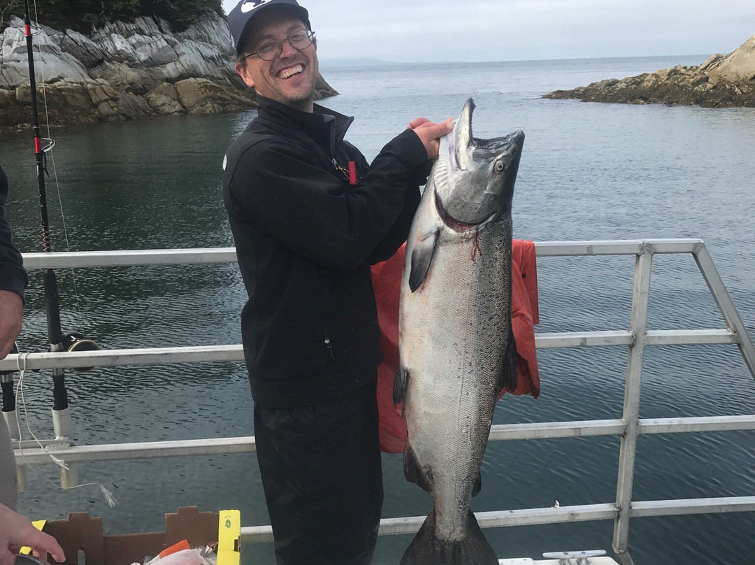 Terry's BC Fishing Charters景点图片