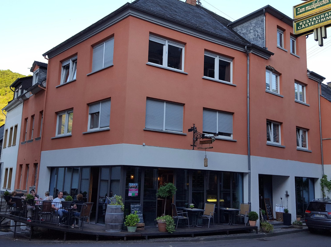 Reil餐馆和美食-Restaurant Cafe Korkenzieher