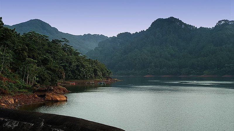 Sempor Dam景点图片