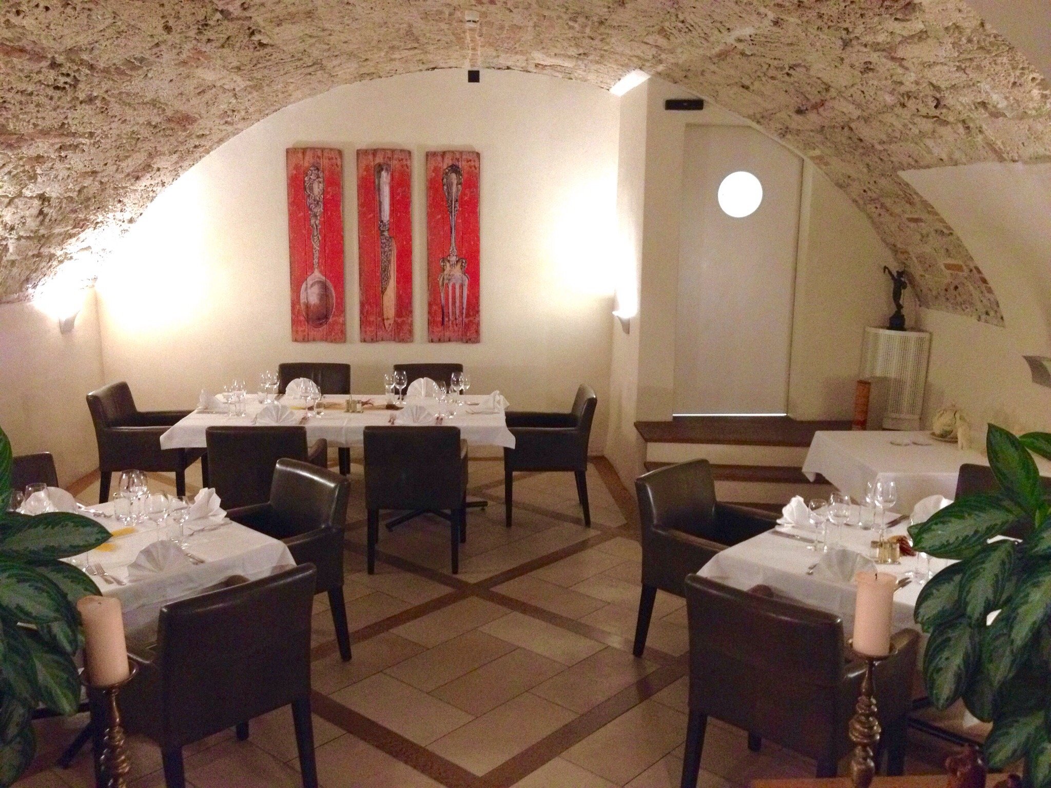 Hotel Krone-餐饮