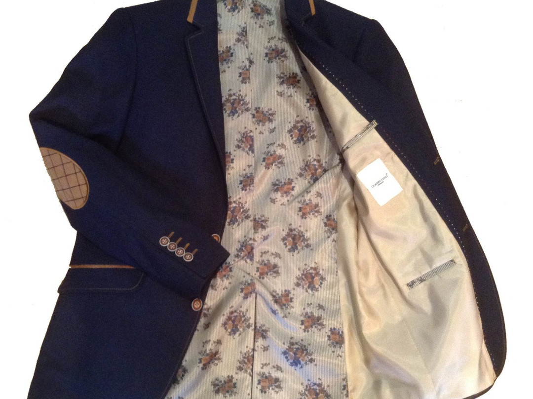 Versace de Goa Tailors & Outfitters-坎多林必去景点