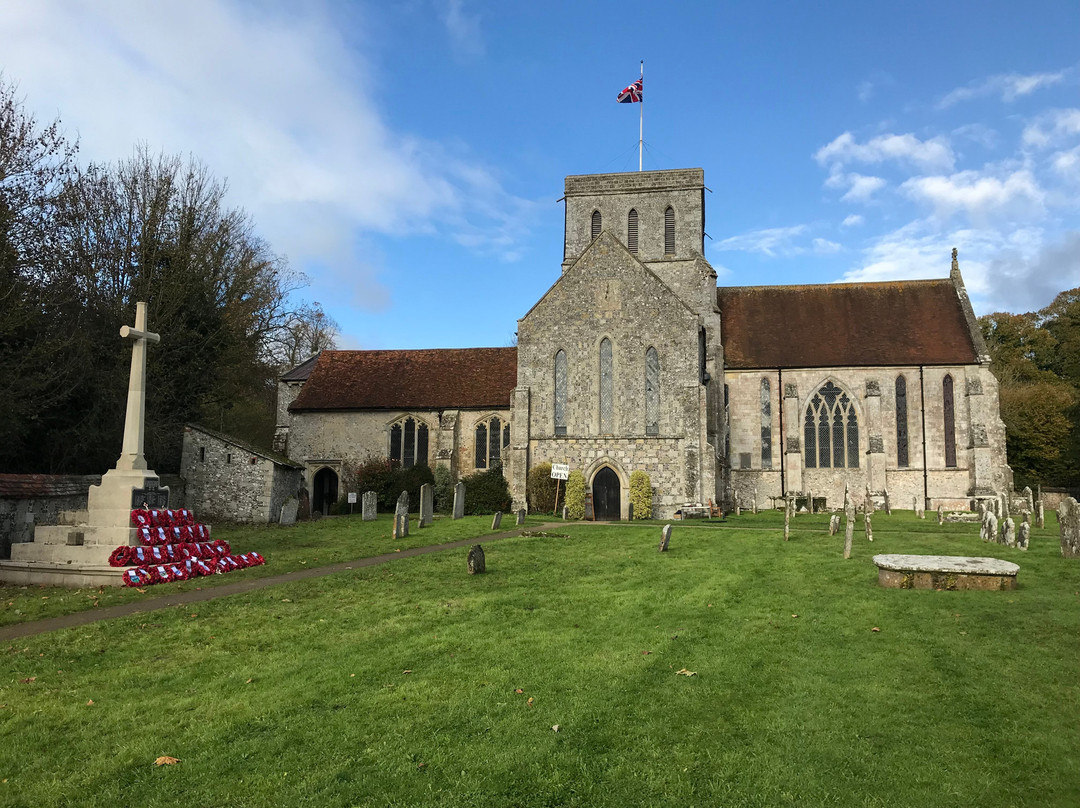 The Abbey Church of St Mary and St Melor景点图片