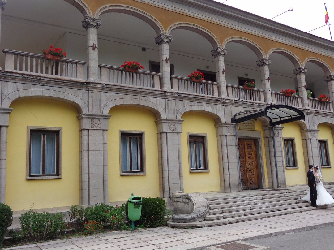 Baile Olanesti Old Sanatorium-奥兰尼斯梯必去景点