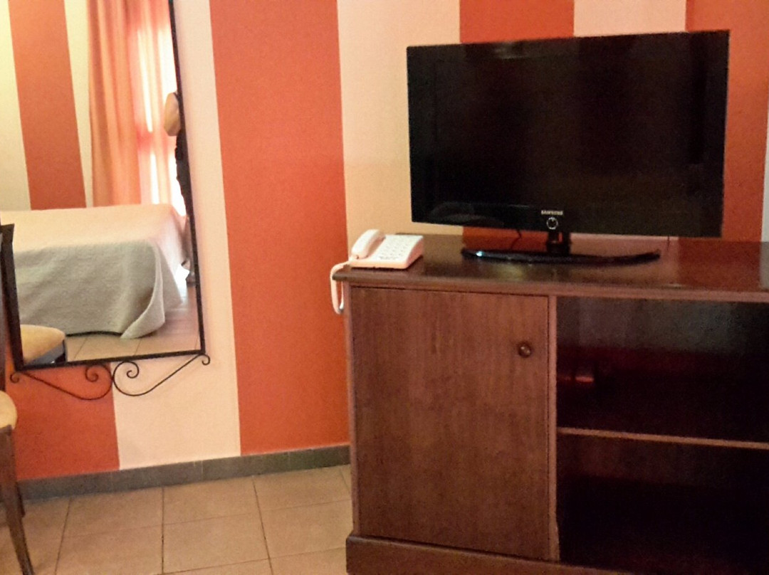 Hotel El Cruce主图