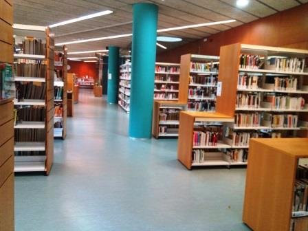 Biblioteca Josep Jardí景点图片