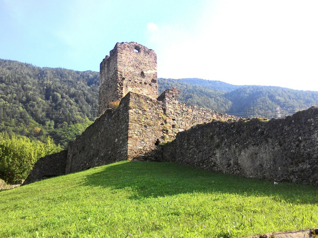 Castello di Santa Maria-蒂拉诺必去景点