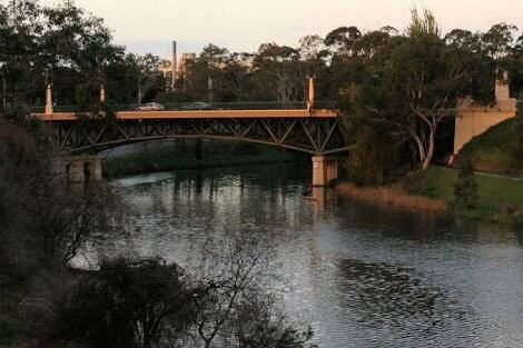 MacRobertson Bridge-图拉克必去景点