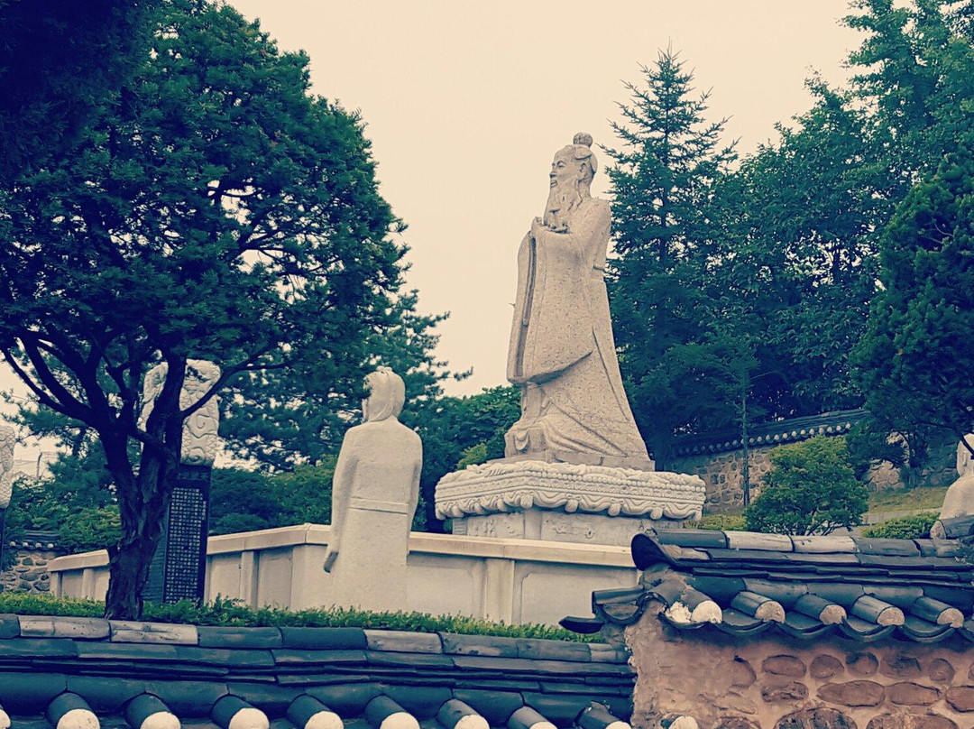 Gwollisa Temple-乌山市必去景点