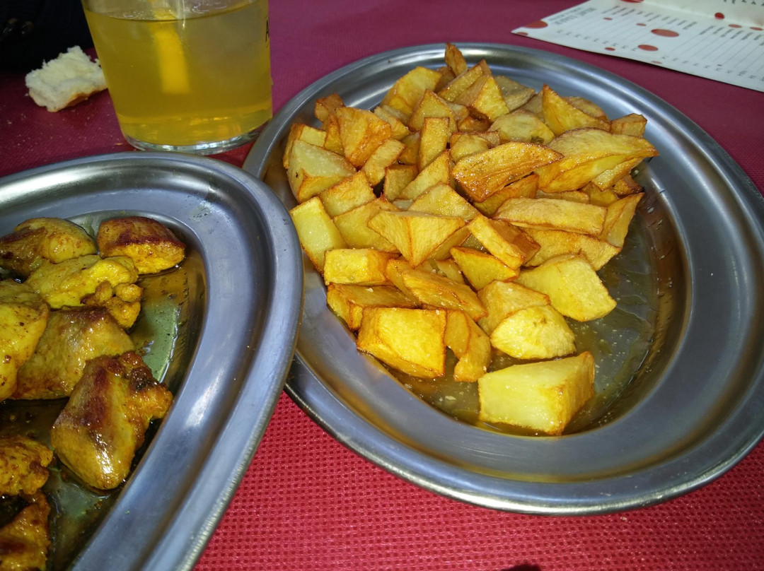 Casa Andalucia, Bar Andaluz-阿尔卡拉-德-哈纳雷斯必去景点