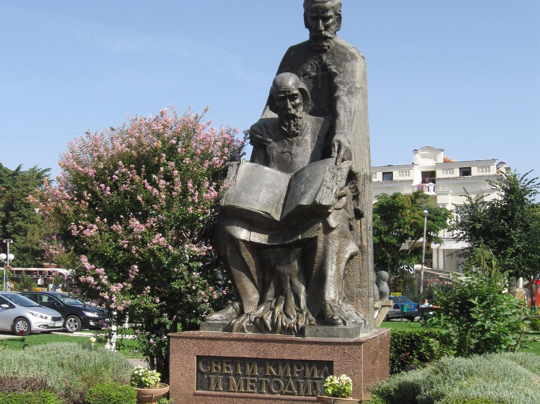 Monuments of Saints Cyril and Methodius-奥赫里德必去景点