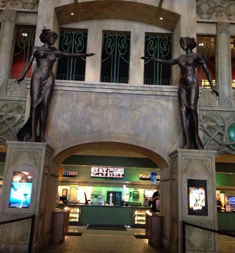 CMX Odyssey - IMAX-Burnsville必去景点