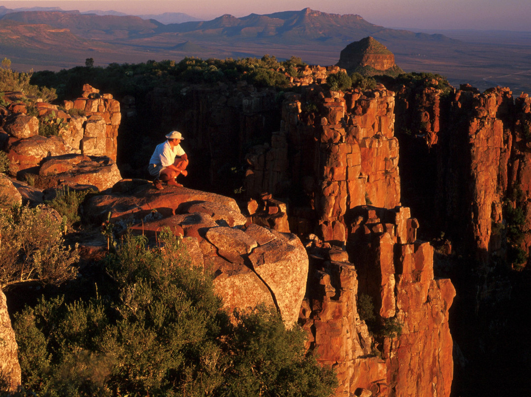 KAROO CONNECTIONS Tours & Transfers-格拉夫-里内特必去景点